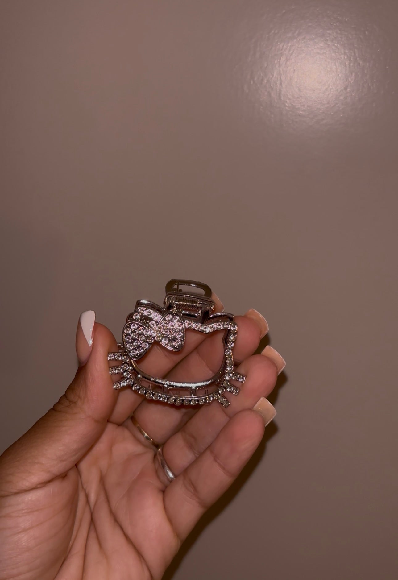 Kitty bling claw clip