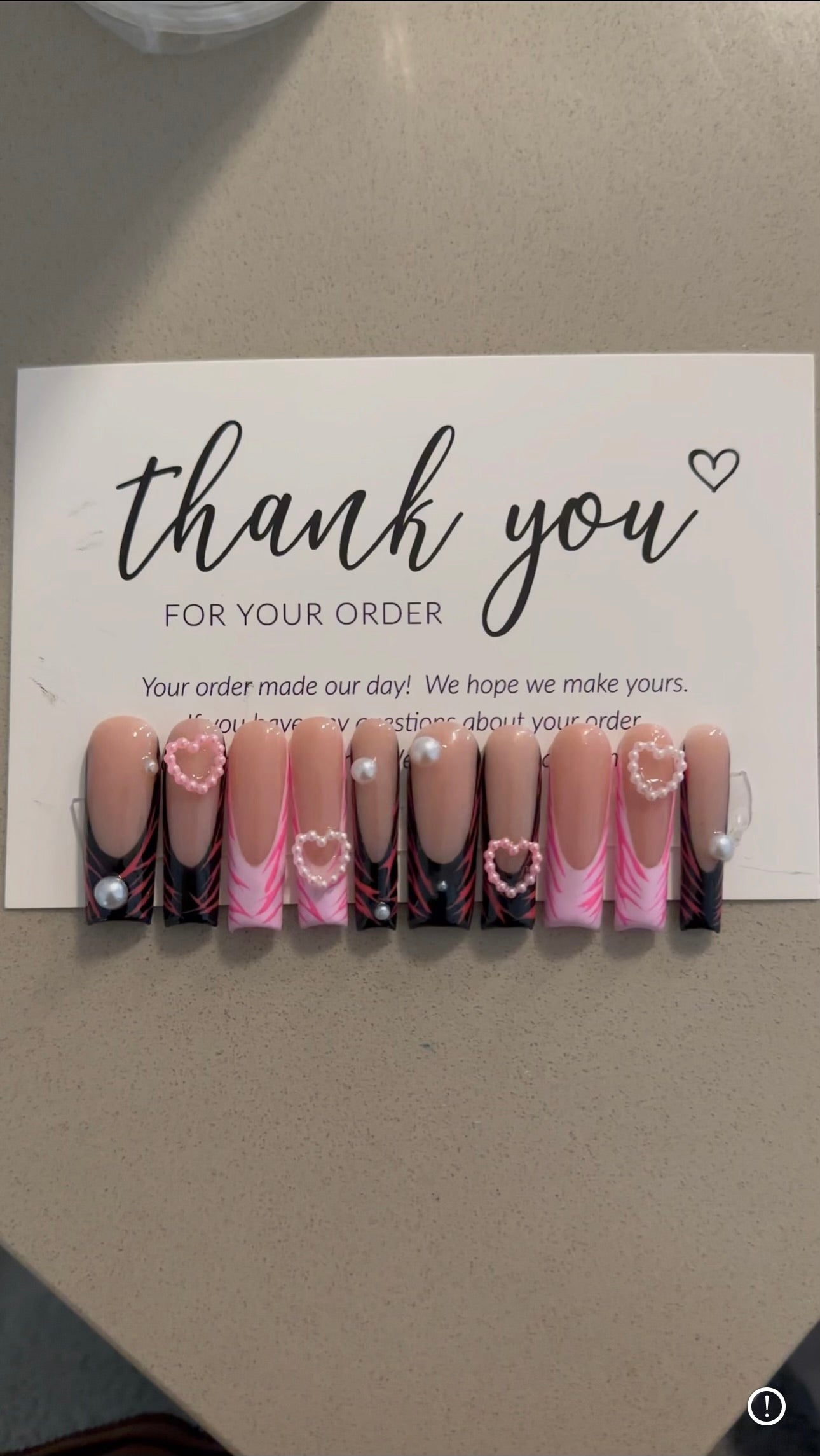 Zebra pink and black French press-ons