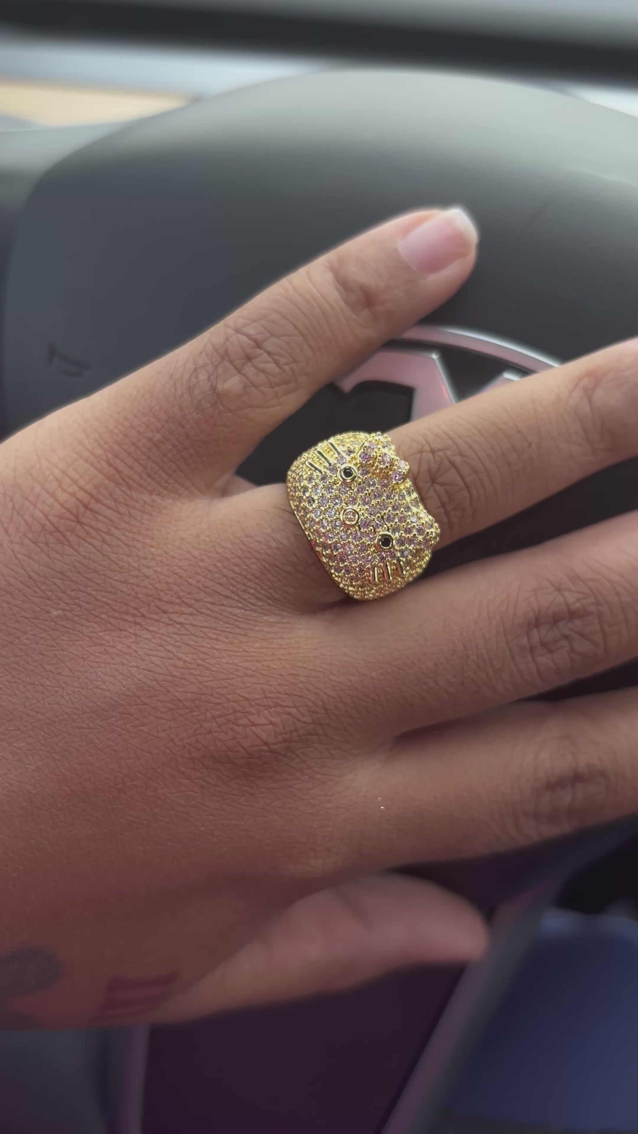 Hk bling rings