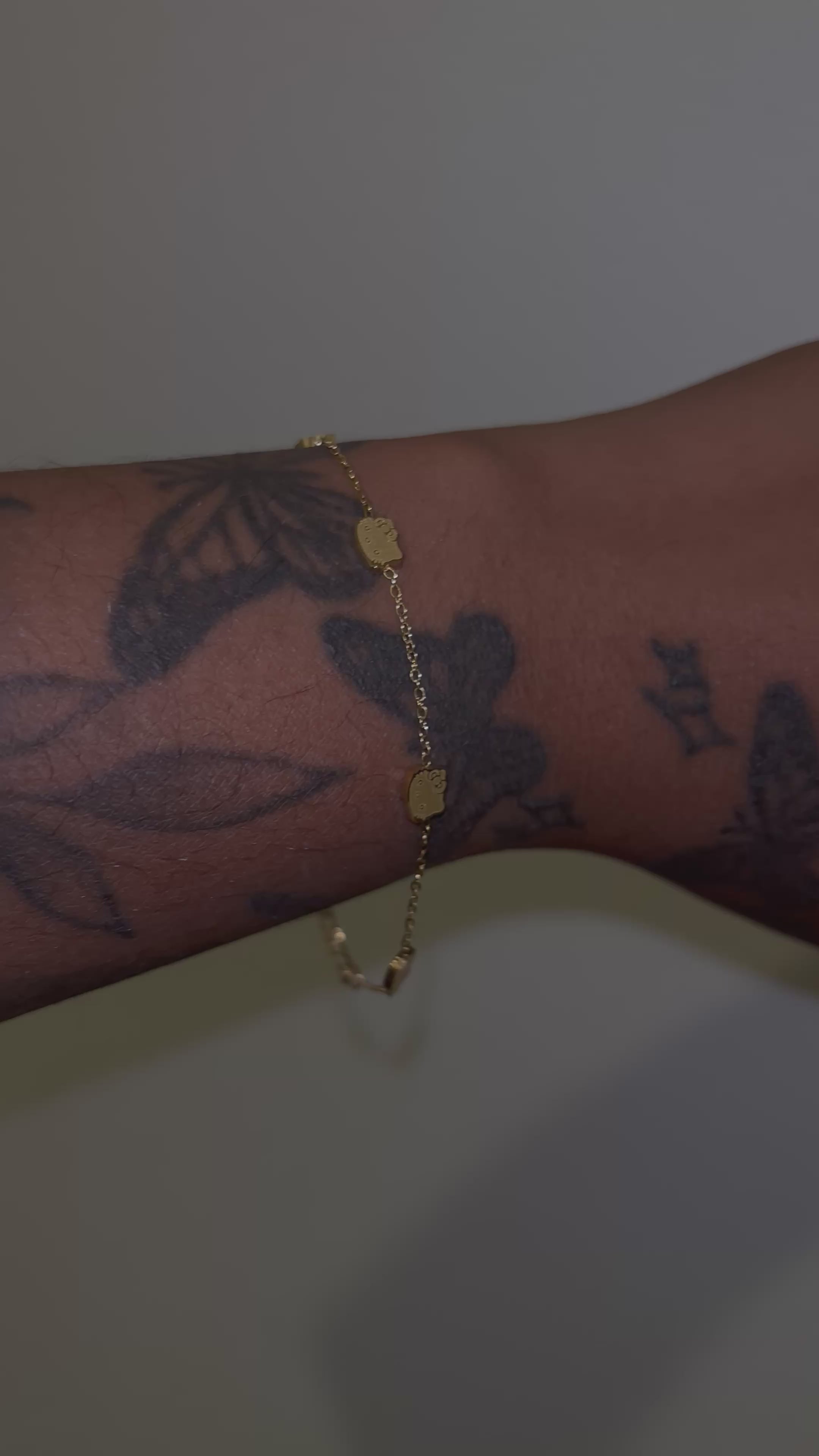 Hk bracelet